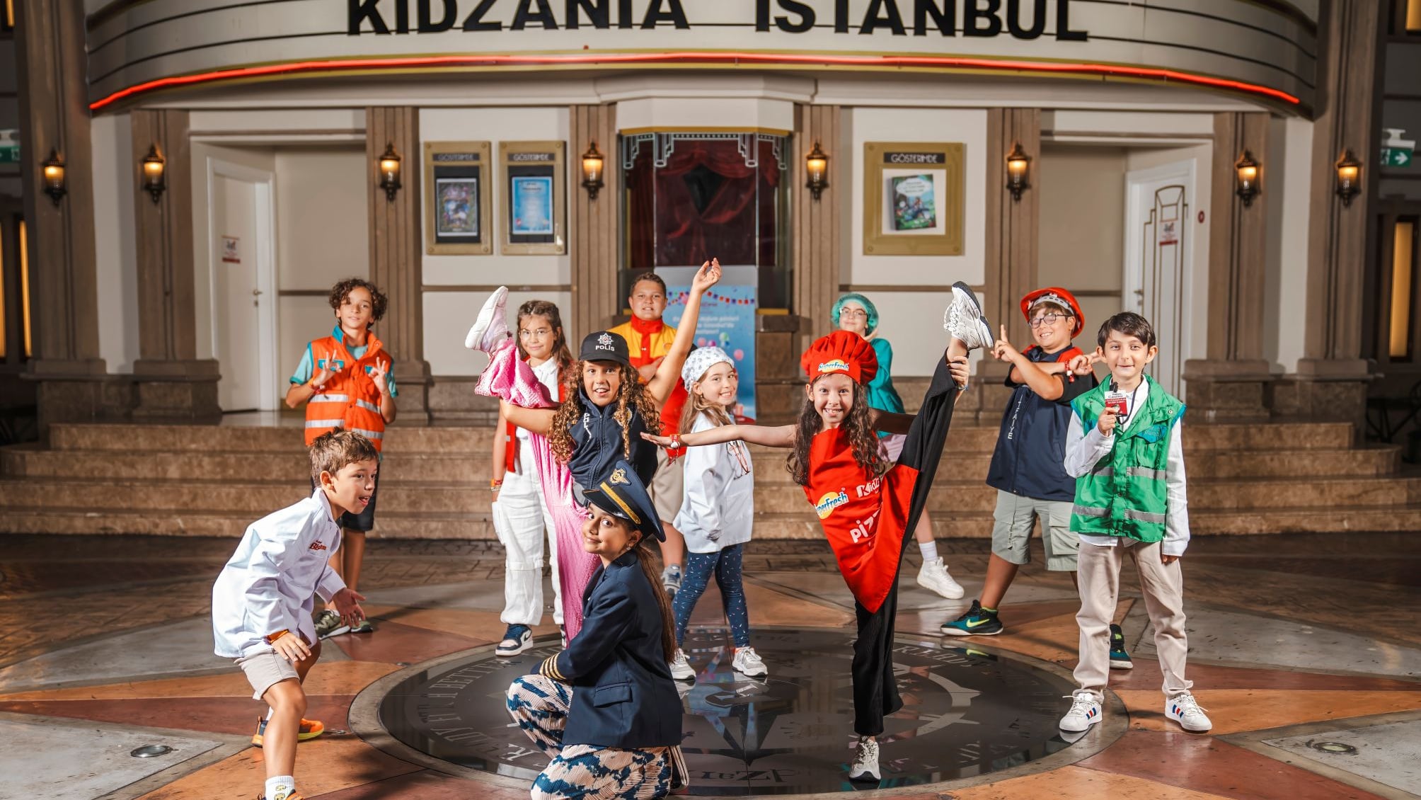 KidZania İstanbul KidZitter ile ailelere AVM'de zaman açıyor