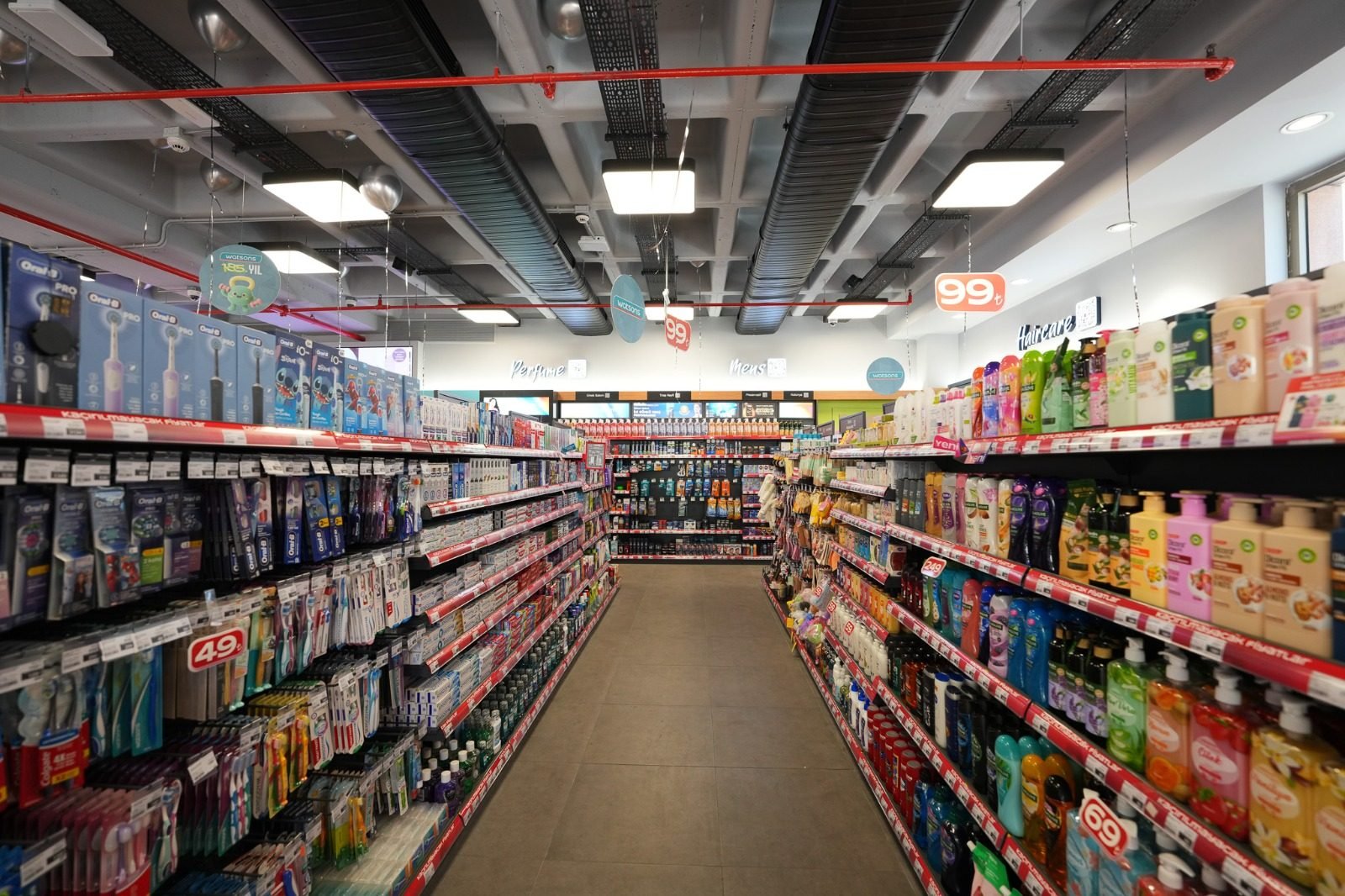 Watsons Türkiye 500'üncü mağazasını Galataport İstanbul'da açtı
